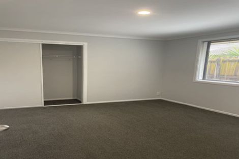 Photo of property in 24 Caltra Place, East Tamaki, Auckland, 2016
