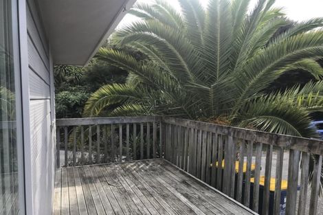 Photo of property in 42a Candia Road, Swanson, Auckland, 0614