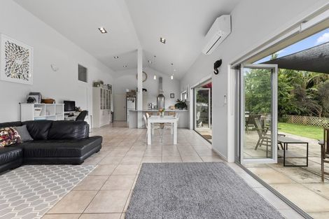 Photo of property in 59 Russell Road, Wainui, Silverdale, 0992