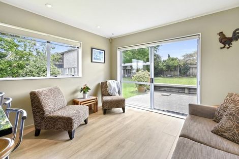 Photo of property in 2 Keywella Drive, Conifer Grove, Takanini, 2112