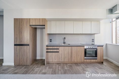 Photo of property in Unit 302,l3, 302/14 Laings Road, Hutt Central, Lower Hutt, 5010