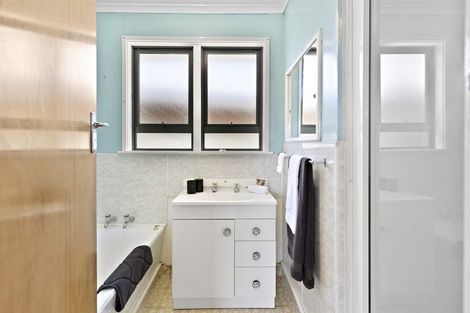 Photo of property in 21 Bledisloe Street, Solway, Masterton, 5810