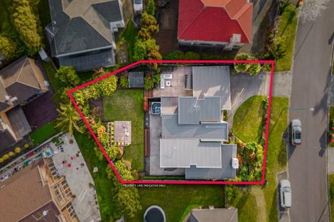 Photo of property in 17 Glen Bay Close, Pinehill, Auckland, 0632