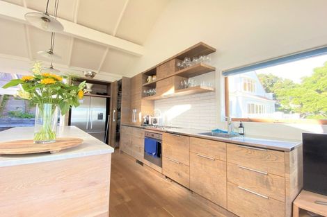 Photo of property in 11h Joan Street, Point Chevalier, Auckland, 1022