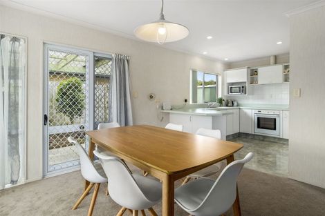 Photo of property in 2 Lasiandra Place, Mount Maunganui, 3116