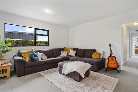 Photo of property in 2/151b Wallace Road, Mangere Bridge, Auckland, 2022