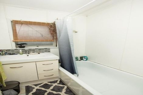 Photo of property in 3/43 Shakespeare Road, Milford, Auckland, 0620