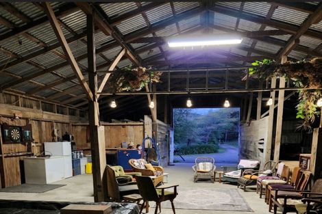 Photo of property in 300 Hinemoa Valley Road, Kaitawa, Pahiatua, 4981