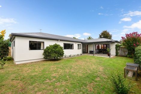 Photo of property in 11 Willowfield Place, Pukete, Hamilton, 3200