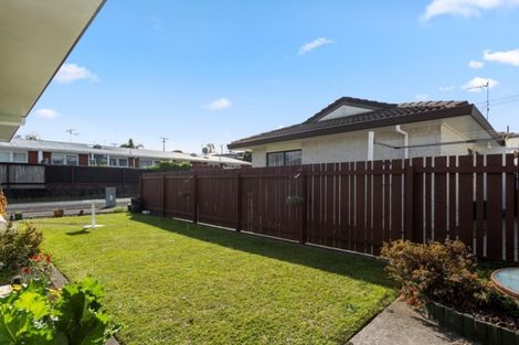 Photo of property in 2/200 Fourteenth Avenue, Tauranga South, Tauranga, 3112