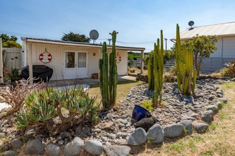 Photo of property in 31 Muapoko Street, Himatangi Beach, Foxton, 4891