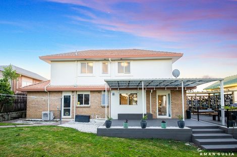 Photo of property in 6 Lorikeet Place, Unsworth Heights, Auckland, 0632