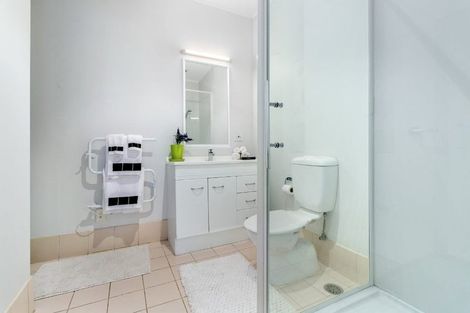 Photo of property in 10b/30 Westward Ho, Glen Eden, Auckland, 0602