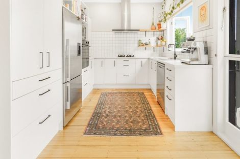 Photo of property in 11 Galway Avenue, Hamilton East, Hamilton, 3216