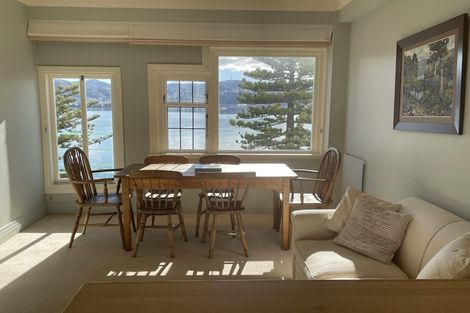 Photo of property in Sunhaven Flats, 262 Oriental Parade, Oriental Bay, Wellington, 6011