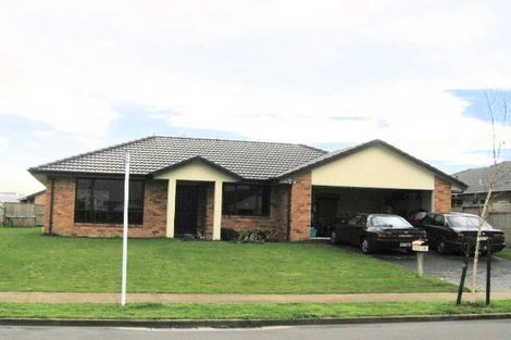 Photo of property in 13 Holford Place, Huntington, Hamilton, 3210