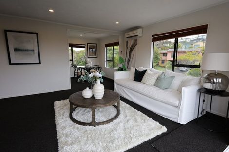 Photo of property in 141 West Harbour Drive, West Harbour, Auckland, 0618