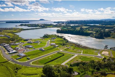 Photo of property in 8 Snapper Crescent, Omokoroa, 3114