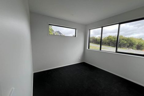 Photo of property in 250 Hillcrest Road, Wainui, 0931