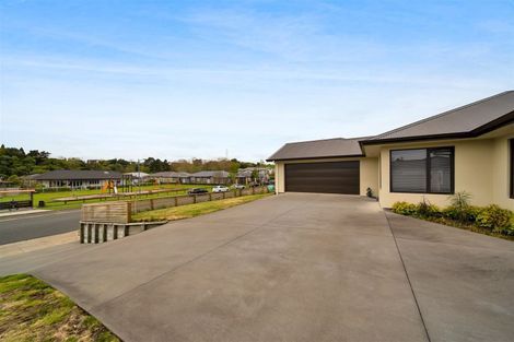 Photo of property in 36 Fernbrook Drive, Hurworth, New Plymouth, 4310