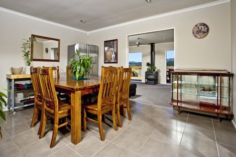 Photo of property in 112 San Marino Drive West, Henderson, Auckland, 0612