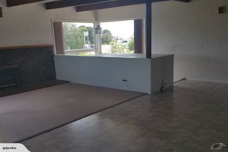 Photo of property in 488 Don Buck Road, Massey, Auckland, 0614