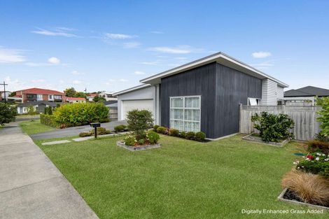Photo of property in 3 Taikura Avenue, Red Beach, 0932