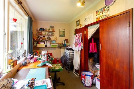 Photo of property in 7 Alma Place, Milson, Palmerston North, 4414