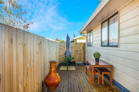 Photo of property in 76e Bandon Street, Frankton, Hamilton, 3204