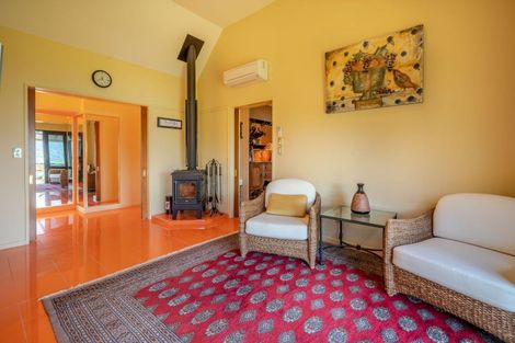 Photo of property in 10 Purple Peak Road, Akaroa, 7581