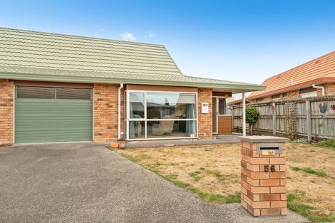 Photo of property in Holdsworth Villas, 56/2 William Donald Drive, Solway, Masterton, 5810