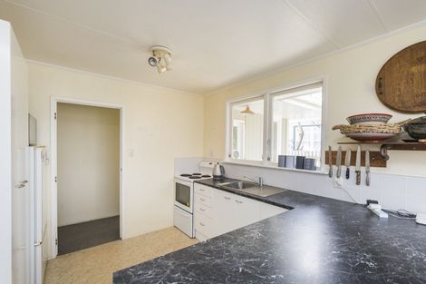Photo of property in 90 Apollo Parade, Milson, Palmerston North, 4414