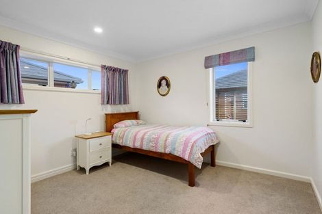 Photo of property in 11 Walter Court, Cambridge, 3434