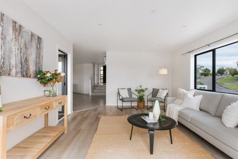 Photo of property in 1 Coppelia Avenue, Omokoroa, 3114
