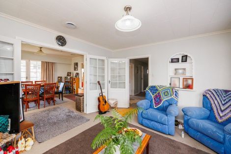 Photo of property in 14 Mudgway Place, Awapuni, Palmerston North, 4412