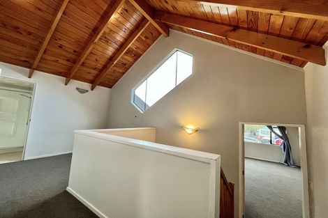 Photo of property in 40a Redoubt Road, Goodwood Heights, Auckland, 2105