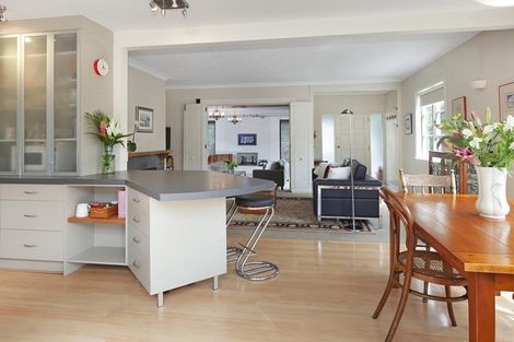 Photo of property in 106 Bryndwr Road, Bryndwr, Christchurch, 8052