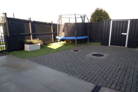 Photo of property in 148a Hutchinsons Road, Bucklands Beach, Auckland, 2014