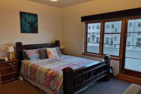 Photo of property in San Marino Apartments, 9/4 Oak Park Avenue, Te Aro, Wellington, 6011