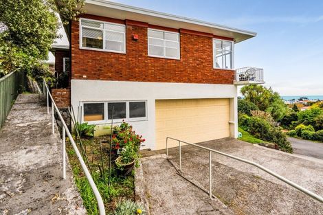 Photo of property in 335c Devon Street West, New Plymouth, 4310