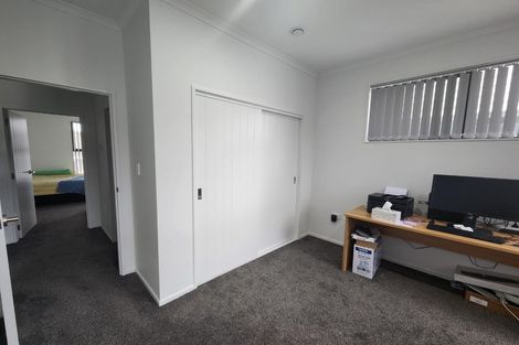 Photo of property in 2 Vanni Lane, Pahurehure, Papakura, 2113