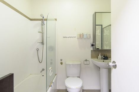 Photo of property in 435b West Coast Road, Glen Eden, Auckland, 0602