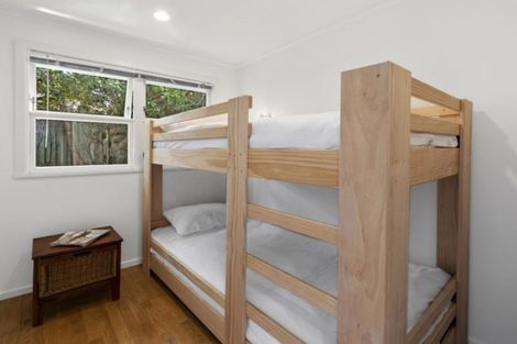 Photo of property in 3 Kowhai Terrace, Leigh, 0985