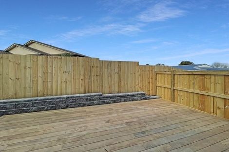 Photo of property in 7a Ballial Place, West Harbour, Auckland, 0618