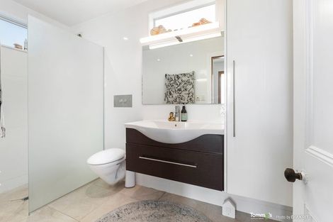 Photo of property in 35 Khyber Road, Seatoun, Wellington, 6022