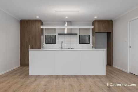 Photo of property in 5 Catherine Lane, Levin, 5510