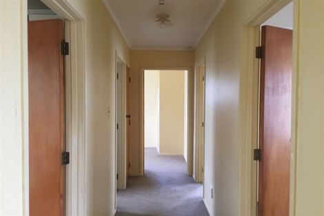 Photo of property in 23 Titirangi Road, New Lynn, Auckland, 0600