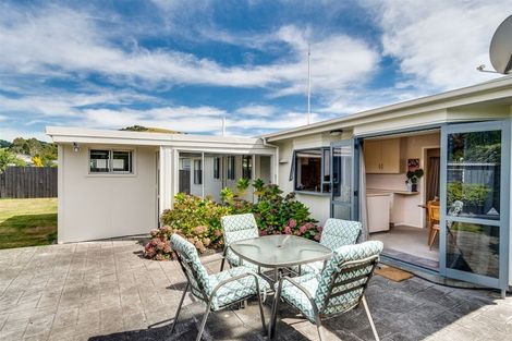 Photo of property in 50 Trigg Crescent, Taradale, Napier, 4112