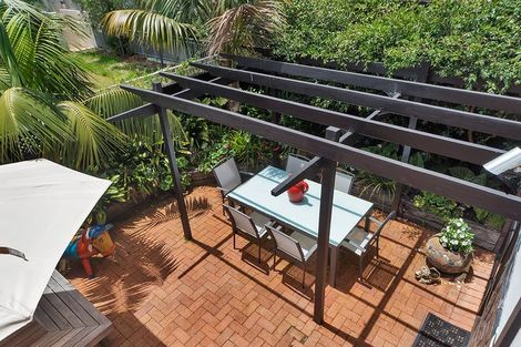 Photo of property in 7b Atkin Avenue, Mission Bay, Auckland, 1071