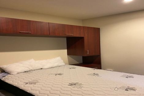 Photo of property in Atrium Towers, 4h/154 The Terrace, Wellington Central, Wellington, 6011